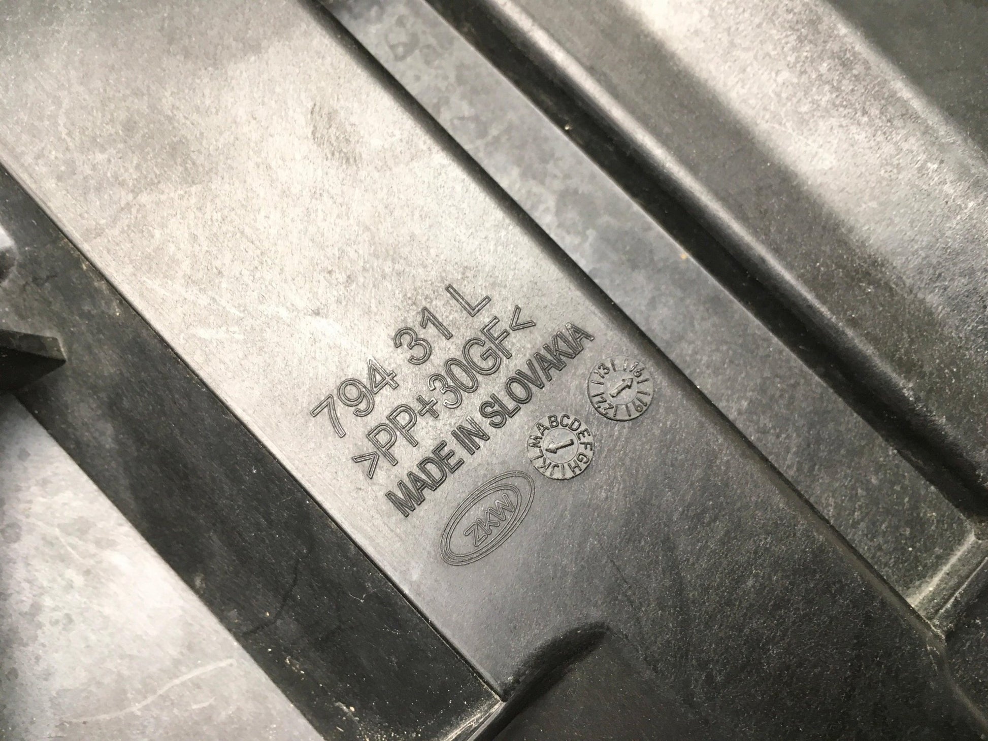 Faro Izquierdo Audi A1 8X lift - 7943100000