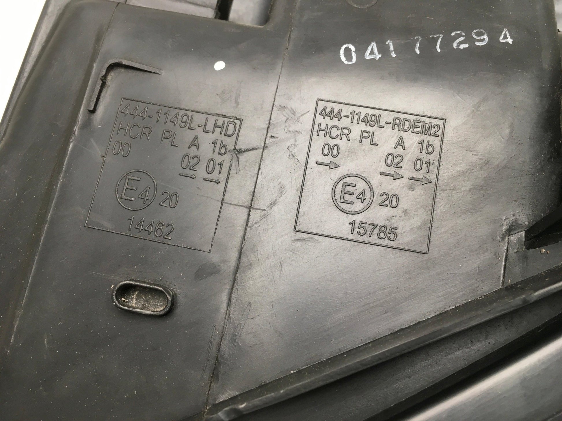 Faro izquierdo BMW 3 E90 E91 - 63116942721