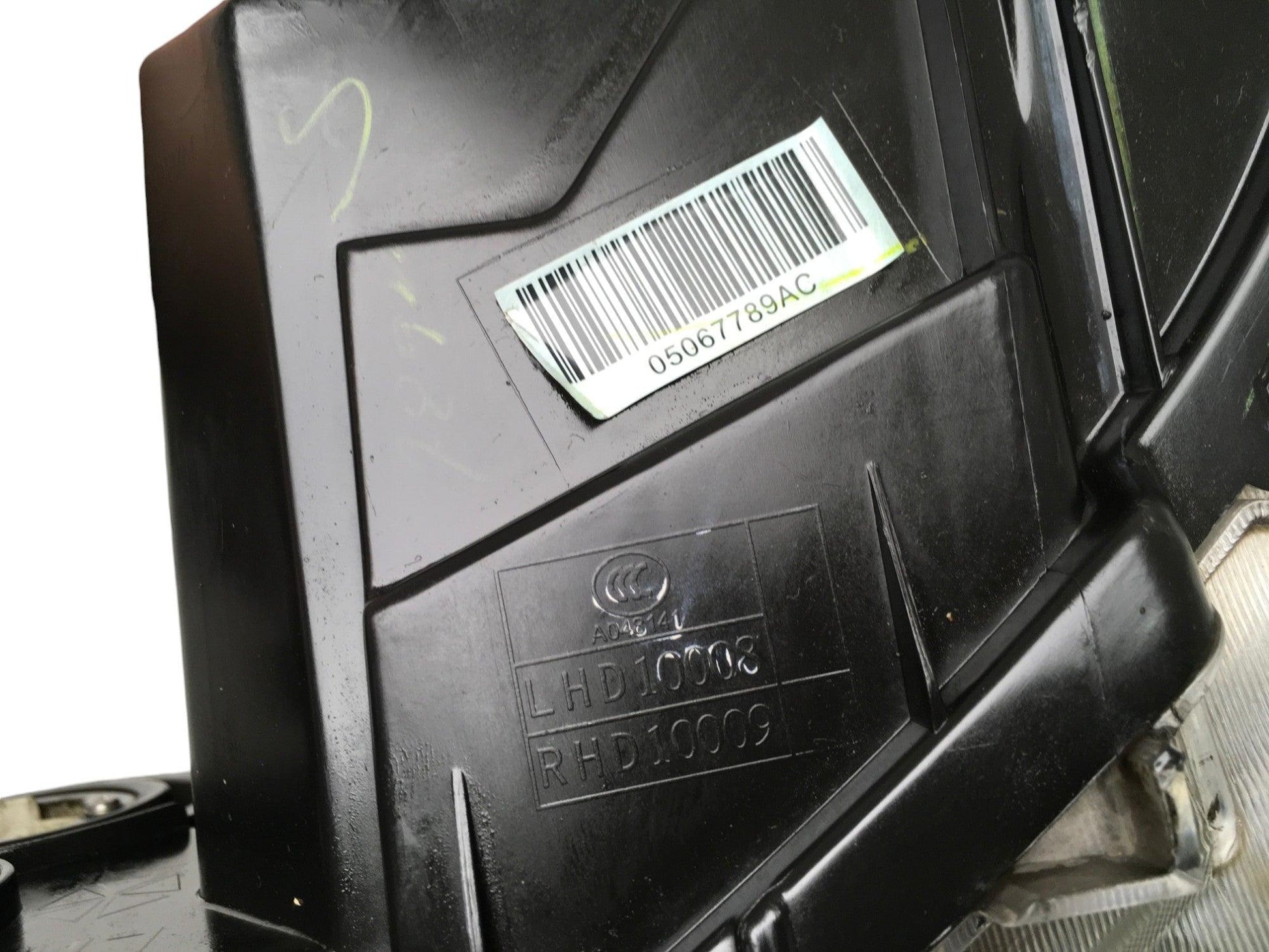 Faro izquierdo Dodge Journey Fiat Freemont - 05067789AC