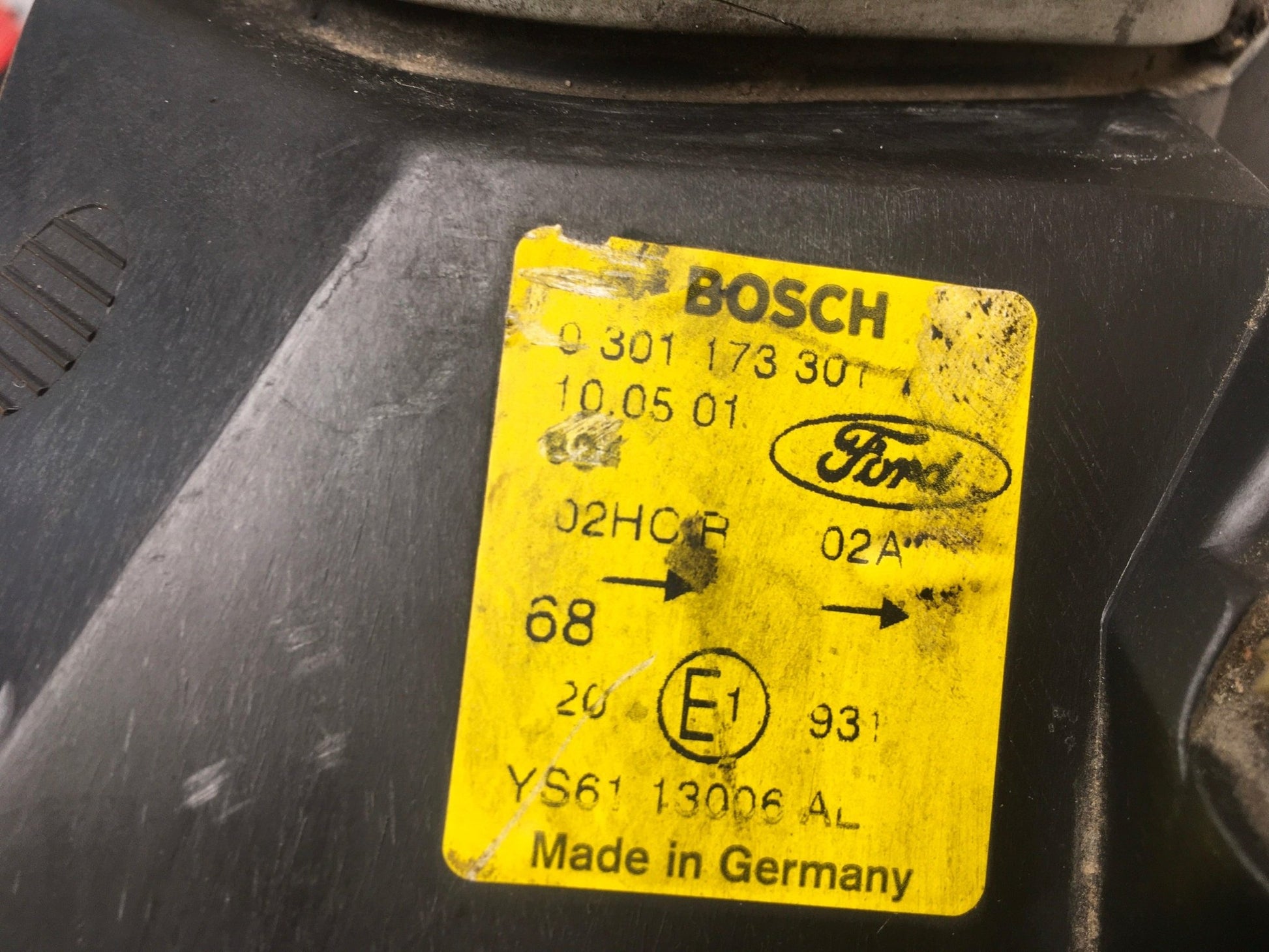 Faro izquierdo Ford Fiesta IV Fase 2 - YS6113006AK