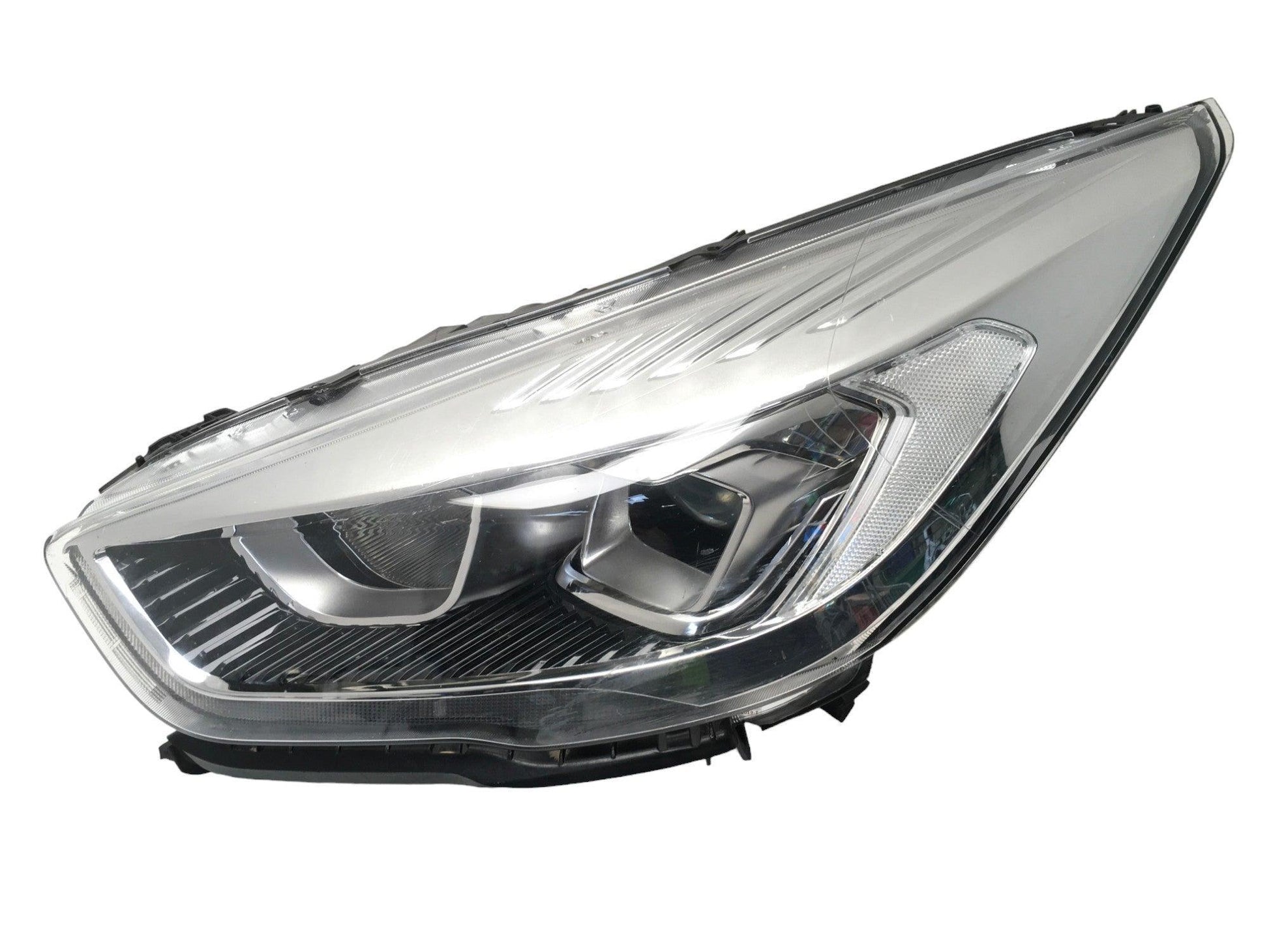 Faro izquierdo Ford Kuga II Titanium - 90156361