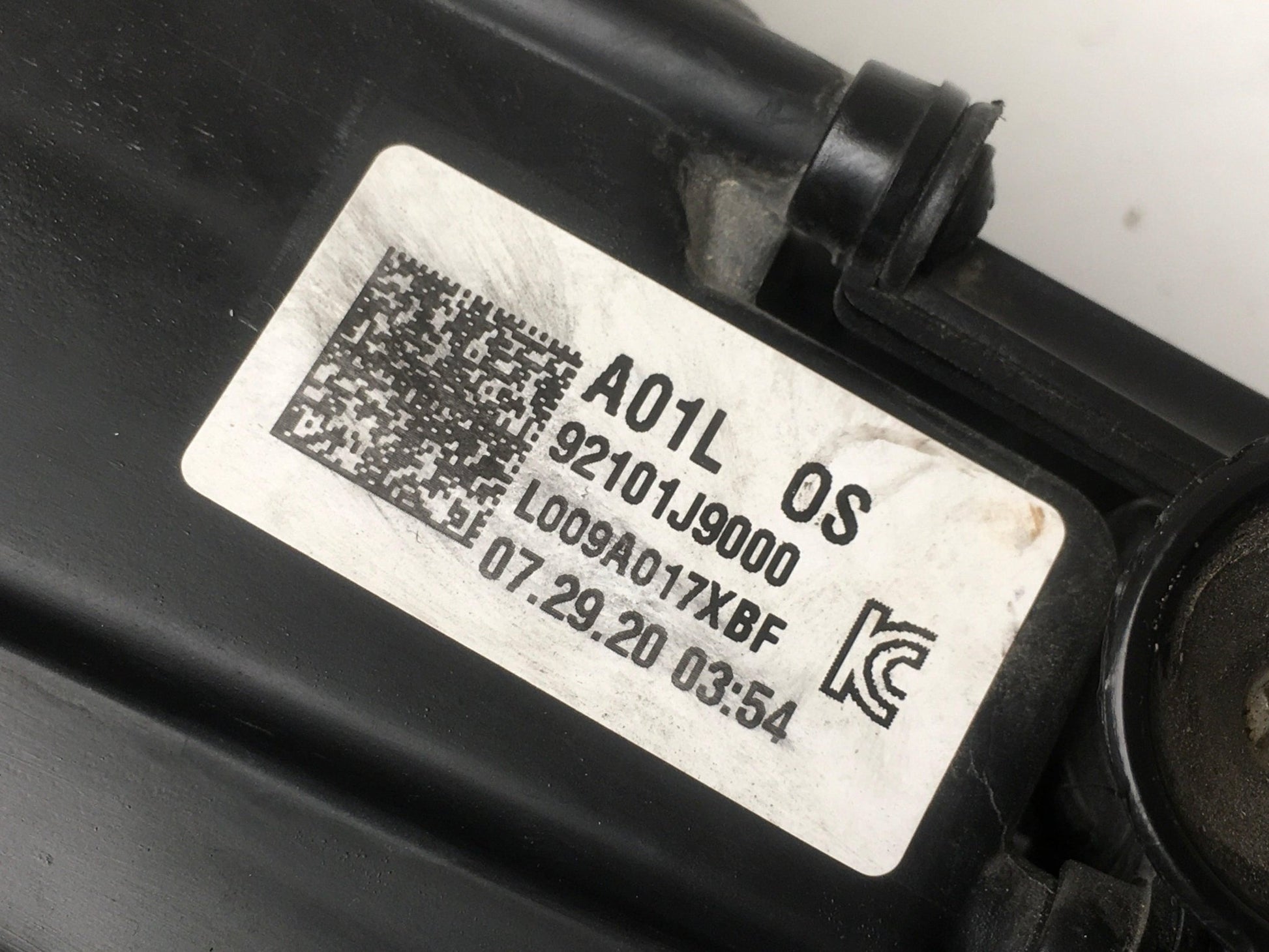 Faro izquierdo Hyundai Kona I - 92101J9000