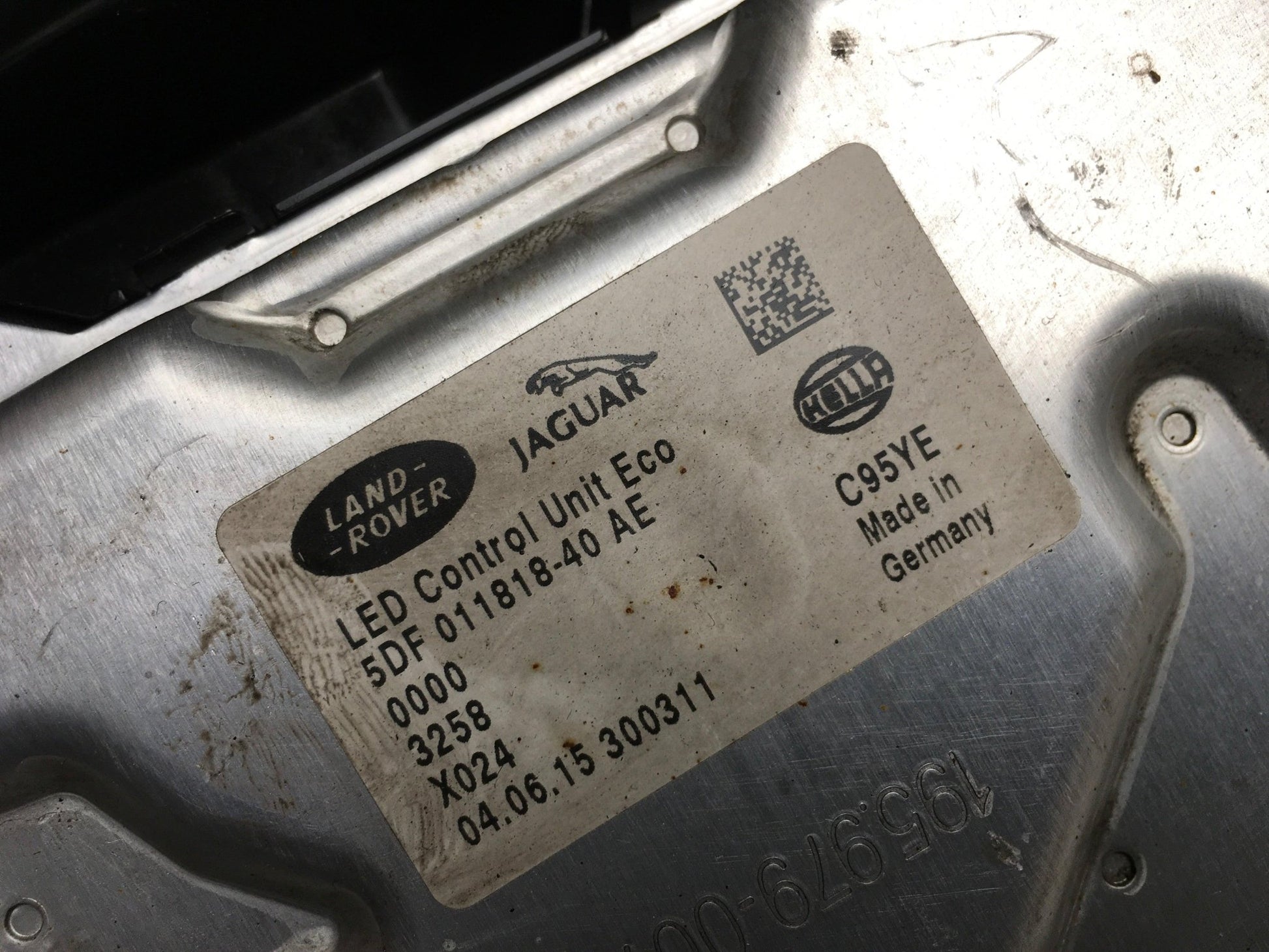 Faro izquierdo Jaguar XE - GX7313W030EE