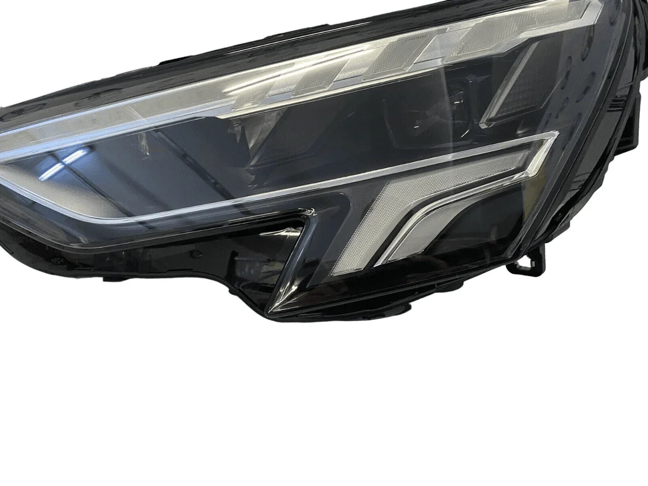 Faro izquierdo Led Audi A3 8Y Nuevo