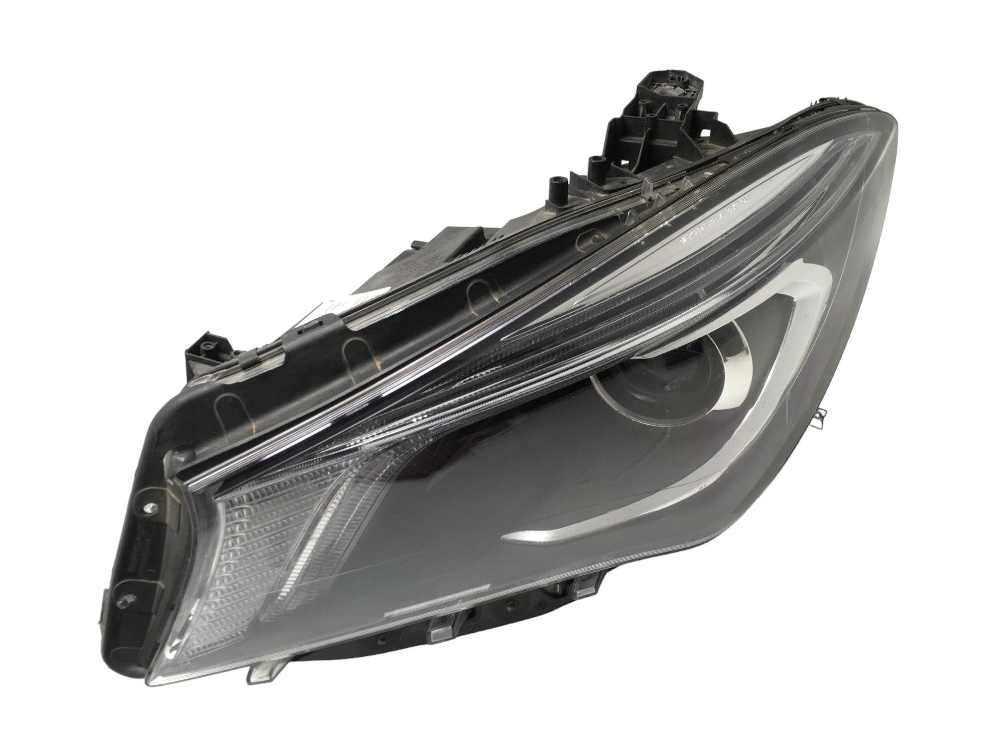 Faro izquierdo Mercedes CLA C117 - A1179065100