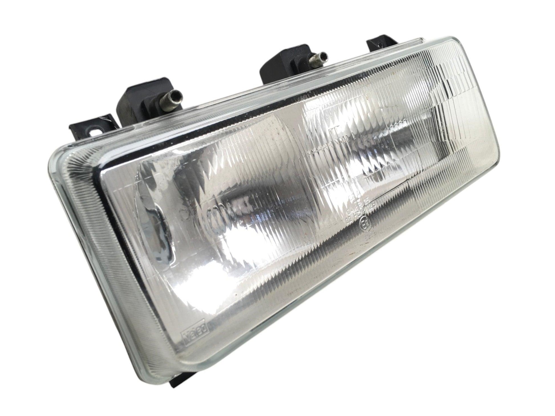 Faro izquierdo Nissan Atleon - 260609X001