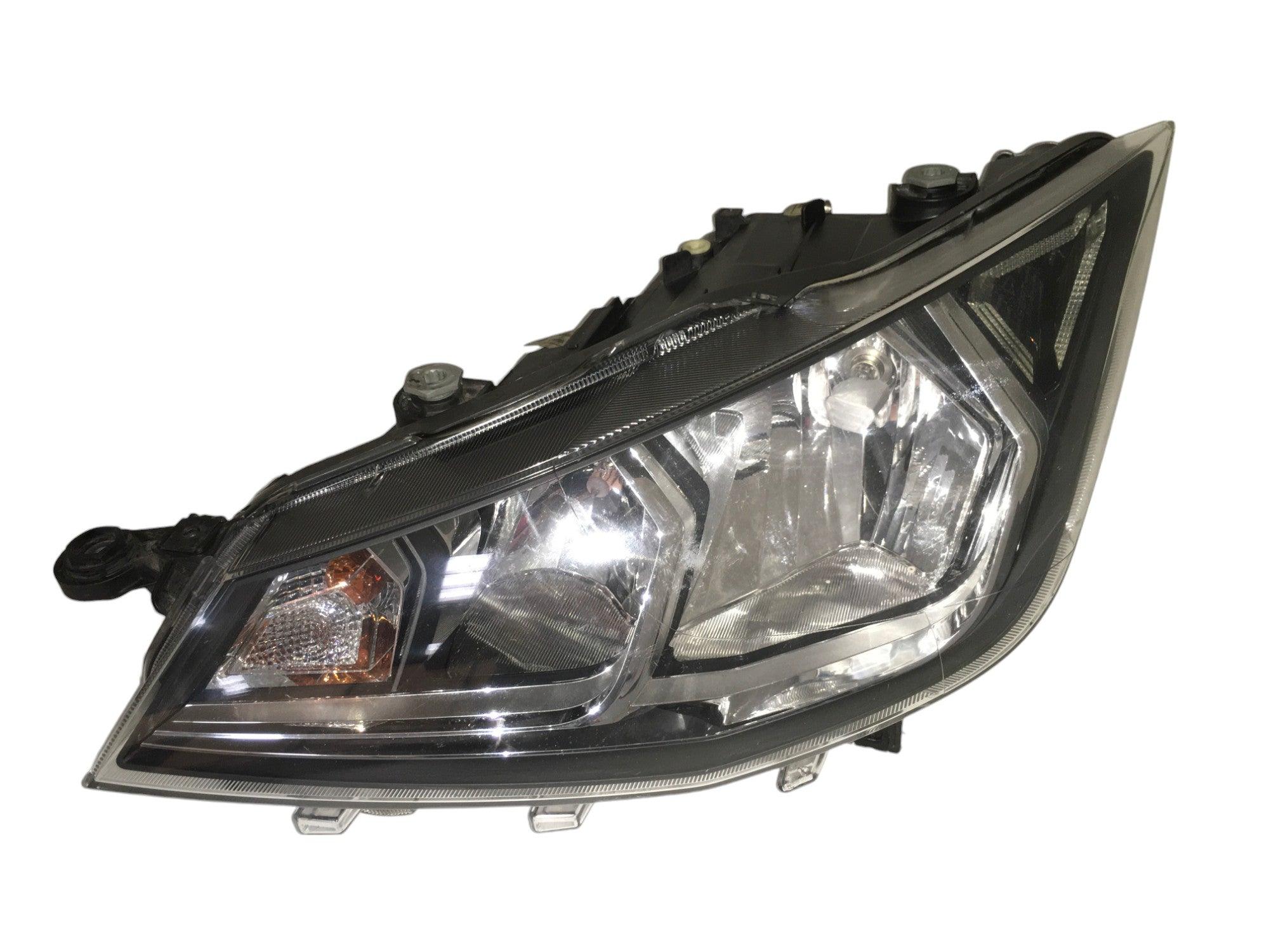 Faro izquierdo Seat Ibiza V - 6F1941015A