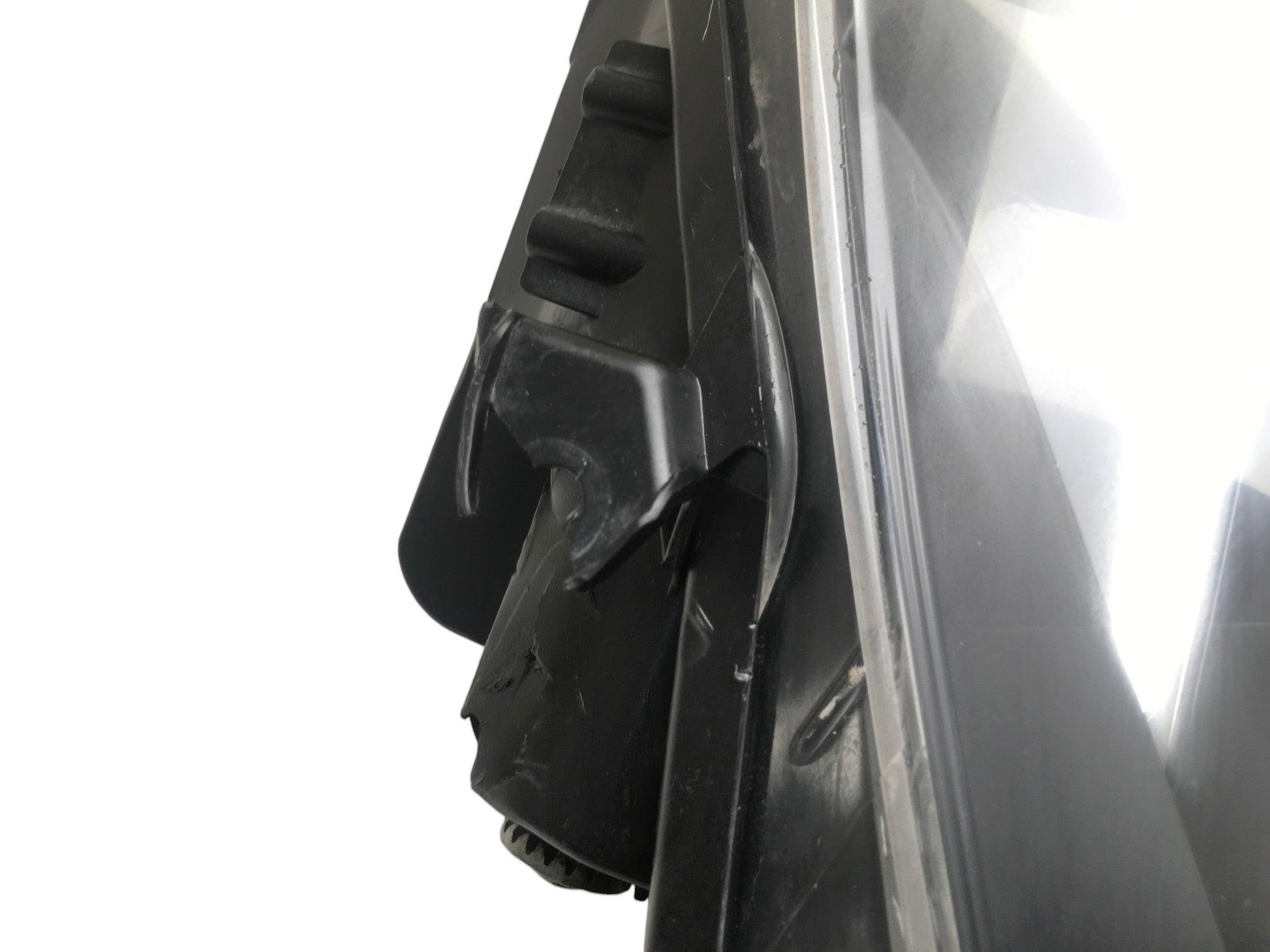 Faro izquierdo Toyota Yaris III Hibrido Fase 3 - 0D-197