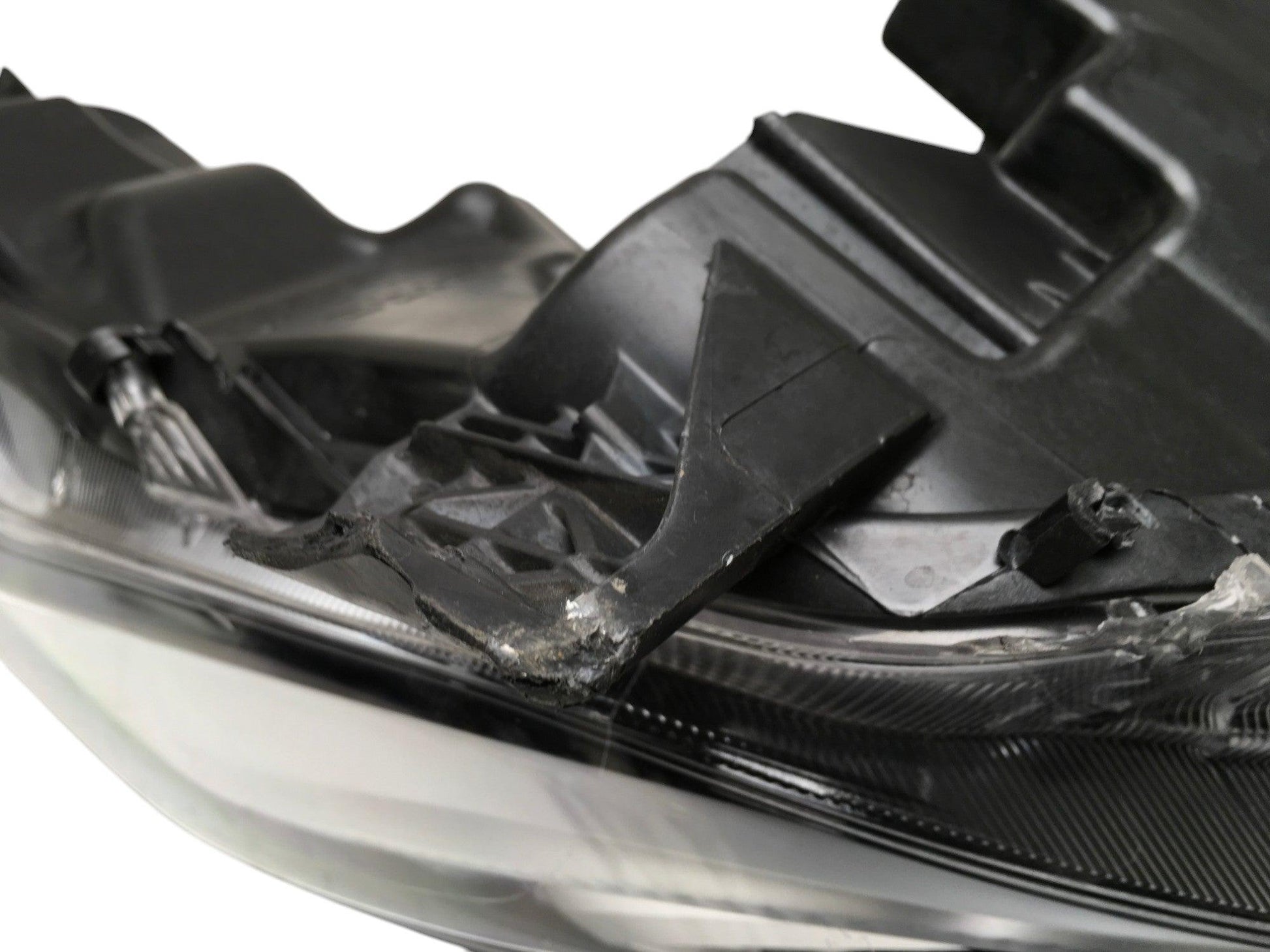 Faro izquierdo Toyota Yaris P210 - 81110K0070 _