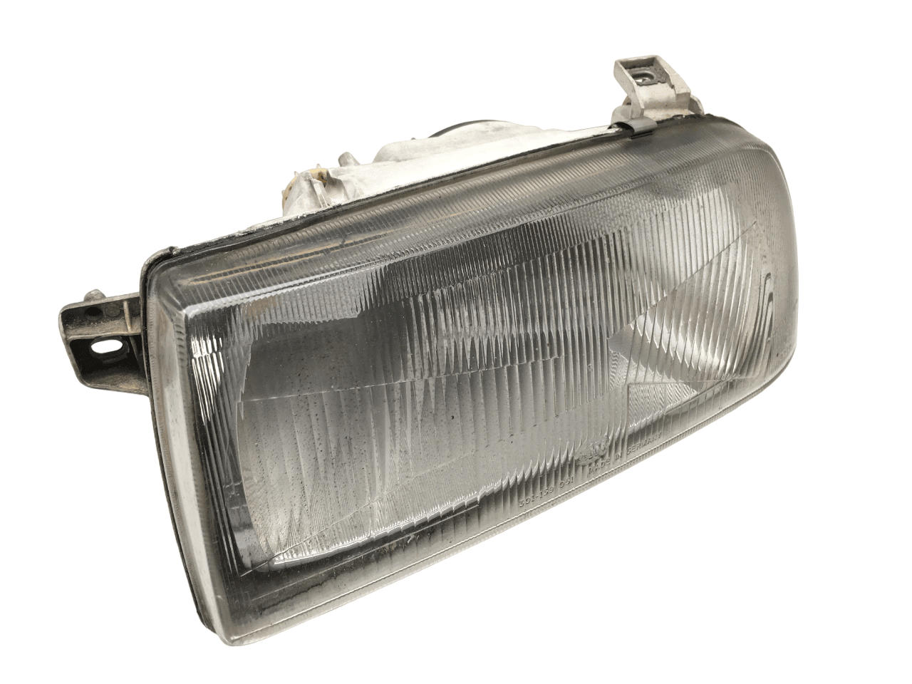 Faro Izquierdo VW Vento A3 - 13905300L