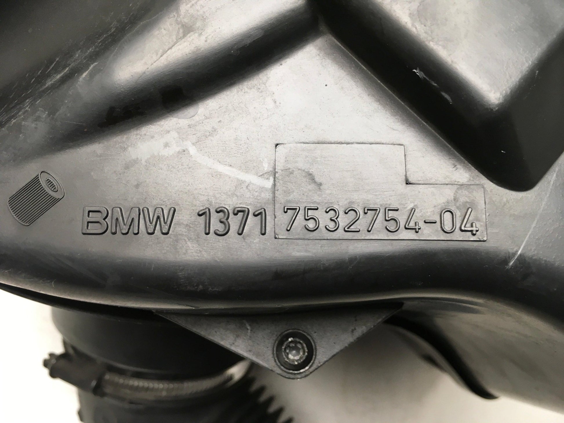 Filtro aire BMW E90 E81 - 13717567175