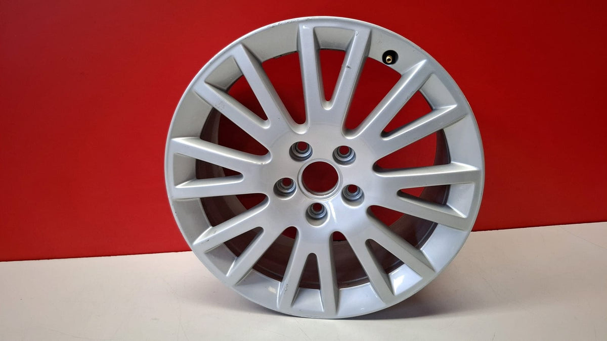 Llanta Audi A3 2007 8P0601025BF Ref 11158