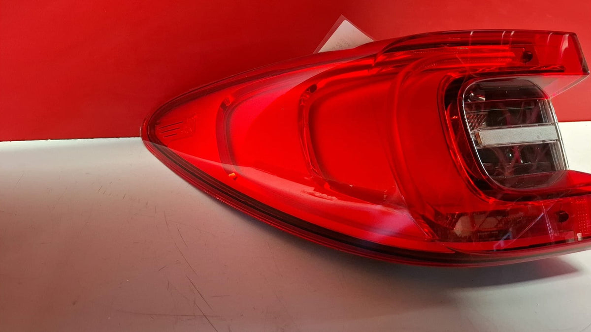 Piloto Trasero Izquierdo Exterior Renault Kadjar 2018 265552478R 265552478R