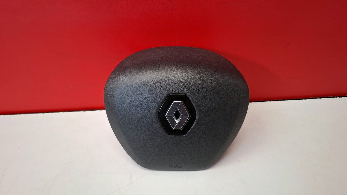 Kit Airbag Renault Clio Año 2016 Incluye: Airbag IZQ Conductor, Airbag Acompañante, Centralita Airbag, Cinturon Delantero Izquierdo, Cinturon Delantero Derecho Renault Clio 2016 KIT AIRBAG CLIO