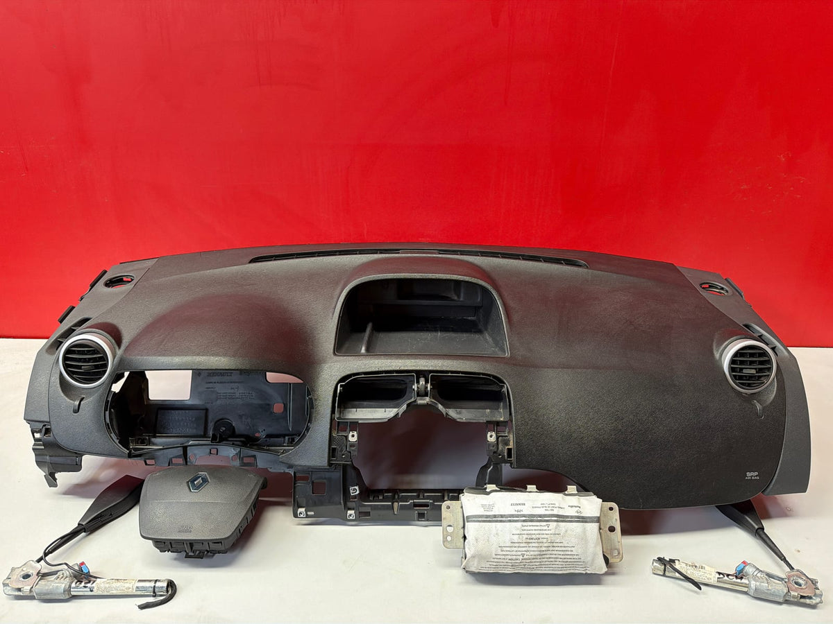 Kit Airbag Renault Kangoo Año 2015 Incluye: Salpicadero, Airbag IZQ Volante , Airbag Acompañante, Pretensores Delanteros. Renault Kangoo 2015 KIT AIRBAG KANGOO KIT AIRBAG KANGOO
