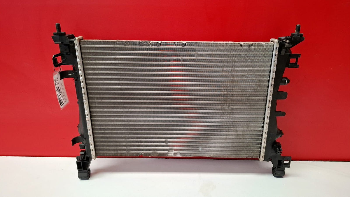 Radiador de Agua Opel Corsa 2018 R3814004 R3814004