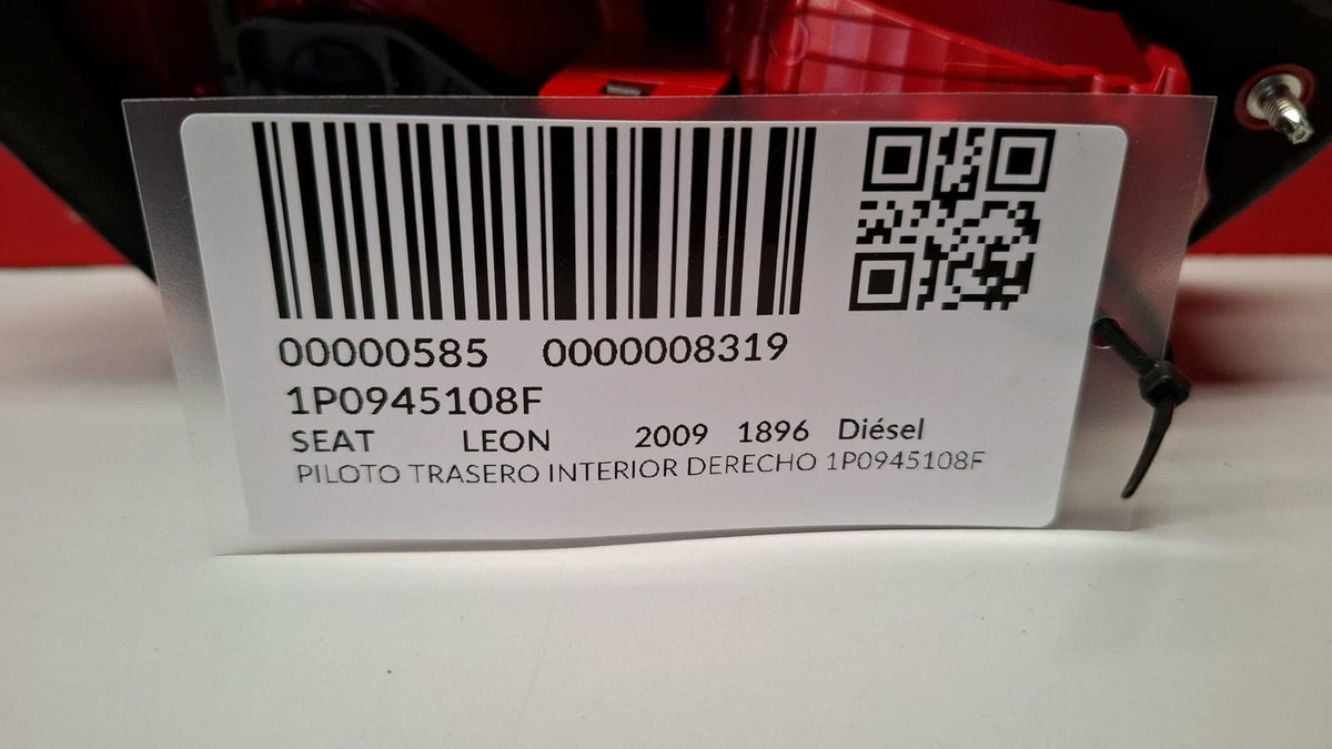 Piloto Trasero Interior Derecho Seat Leon 2009 1P0945108F 1P0945108F