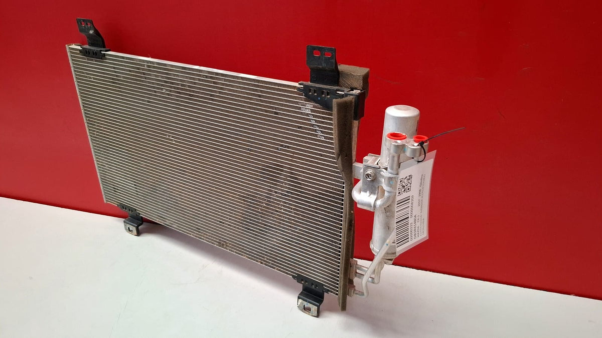 Condensador/ Radiador Acondicionado Mazda CX-3 2017 DB3R61480A DB3R61480A