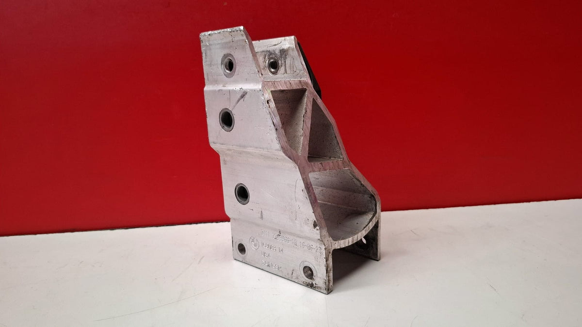 Soporte Radiador Agua Bmw X3 2023 51117399966 51117399966