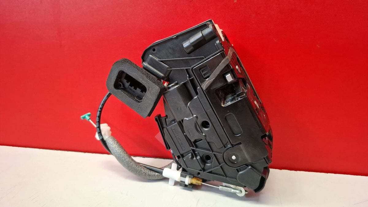 Cerradura Delanterea Derecha Skoda Octavia 2017 16J5E1837016A 16J5E1837016A