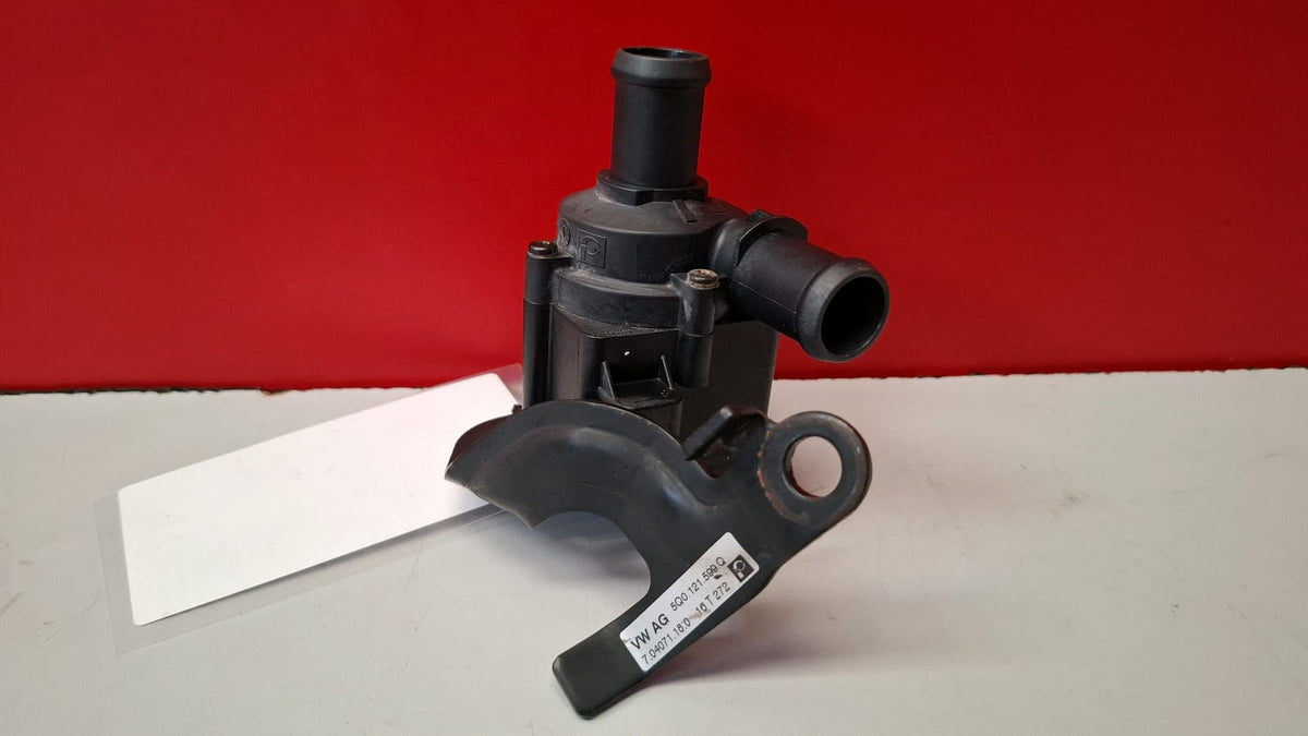 Bomba de Agua Adicional Skoda Octavia 2017 5Q0121599Q 5Q0121599Q