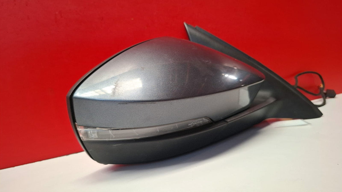 Retrovisor Derecho Skoda Octavia 2017 5E1857508N