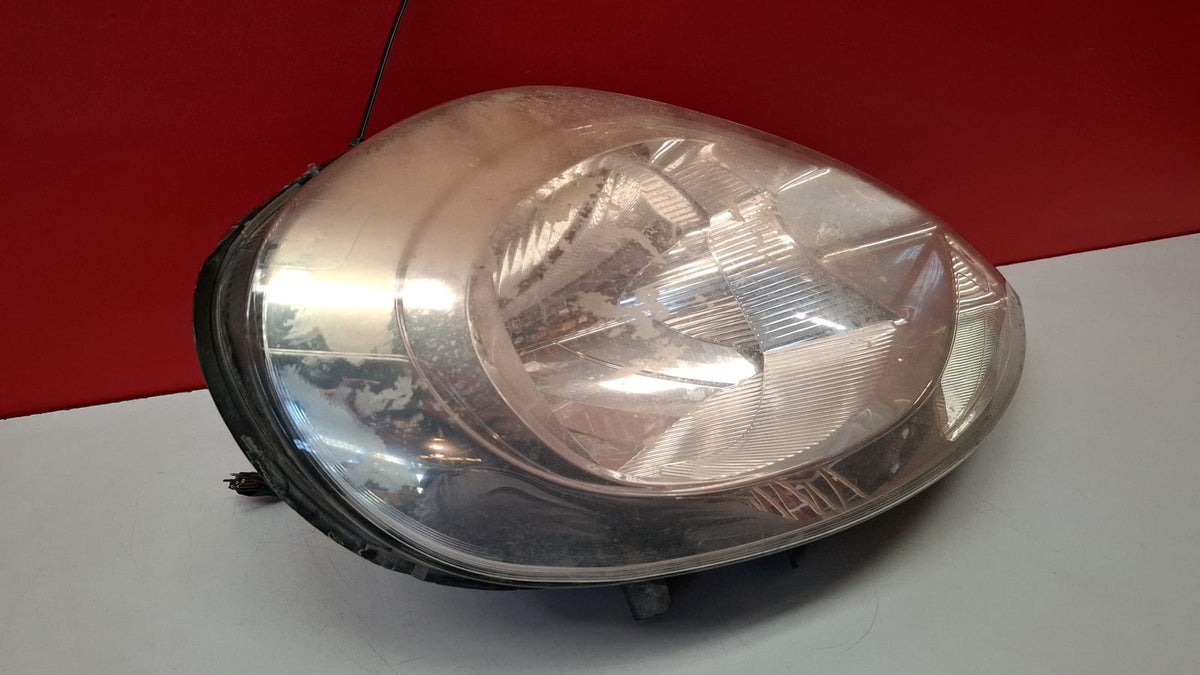 Faro Delantero Derecho Renault Trafic 2008 8200701356