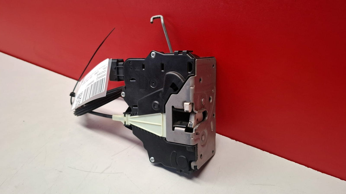 Cerradura Delantera Derecha Opel Corsa 2016 13431840 13431840