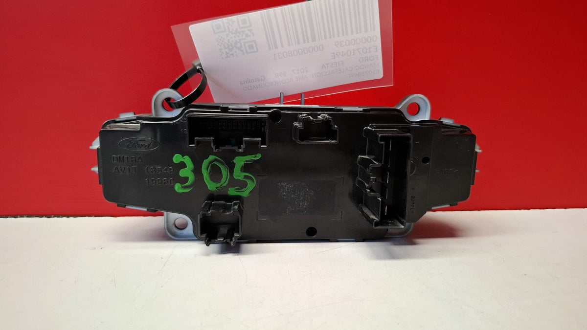 Mando Calefaccion/ Aire Acondicionado Ford Fiesta 2017 E1071049E Ref 8031 E1071049E