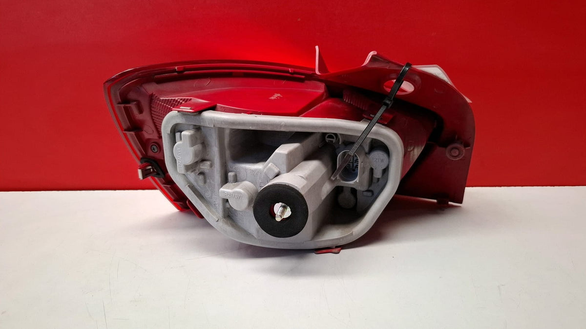 Piloto Trasero Derecho Seat Ibiza 2010 6J4945096H 6J4945096H