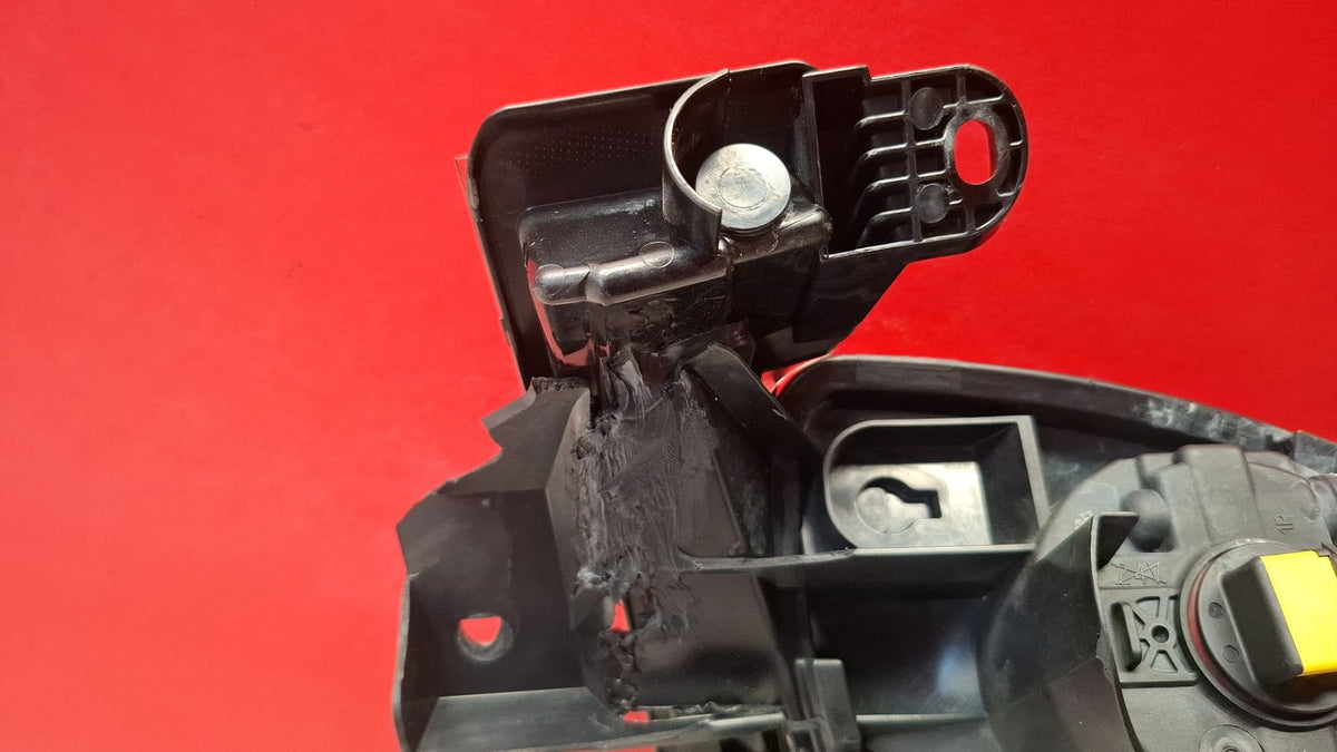 Luz Diurna y Faro Antiniebla Peugeot 308 2012 90001887 90001887