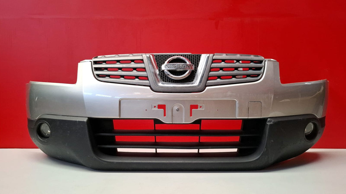 Paragolpes Delantero con Pequeños Roces de Uso Nissan Qashqai Año 2008 Nissan Qashqai 2008
