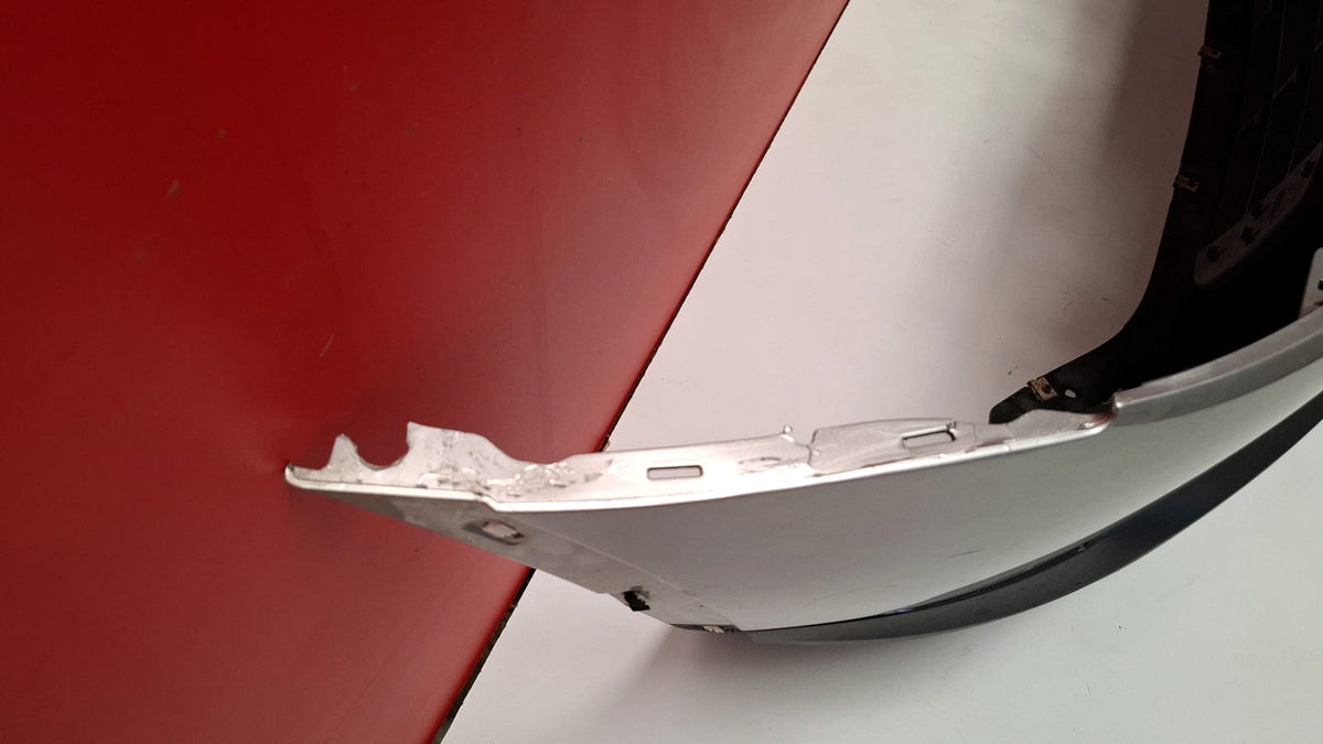 Paragolpes Delantero con Pequeños Roces de Uso Nissan Qashqai Año 2008 Nissan Qashqai 2008