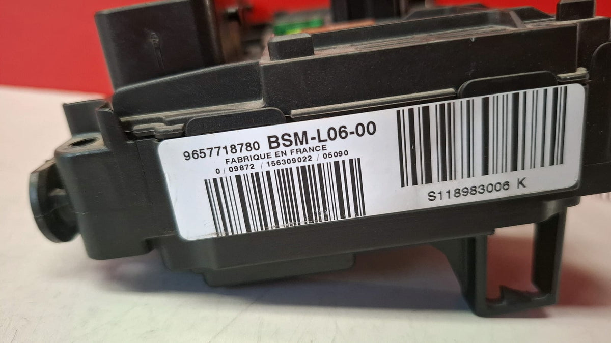 Caja Fusibles Bsm L06 Citroen C4 2007 9657718780 Ref 7361 9657718780