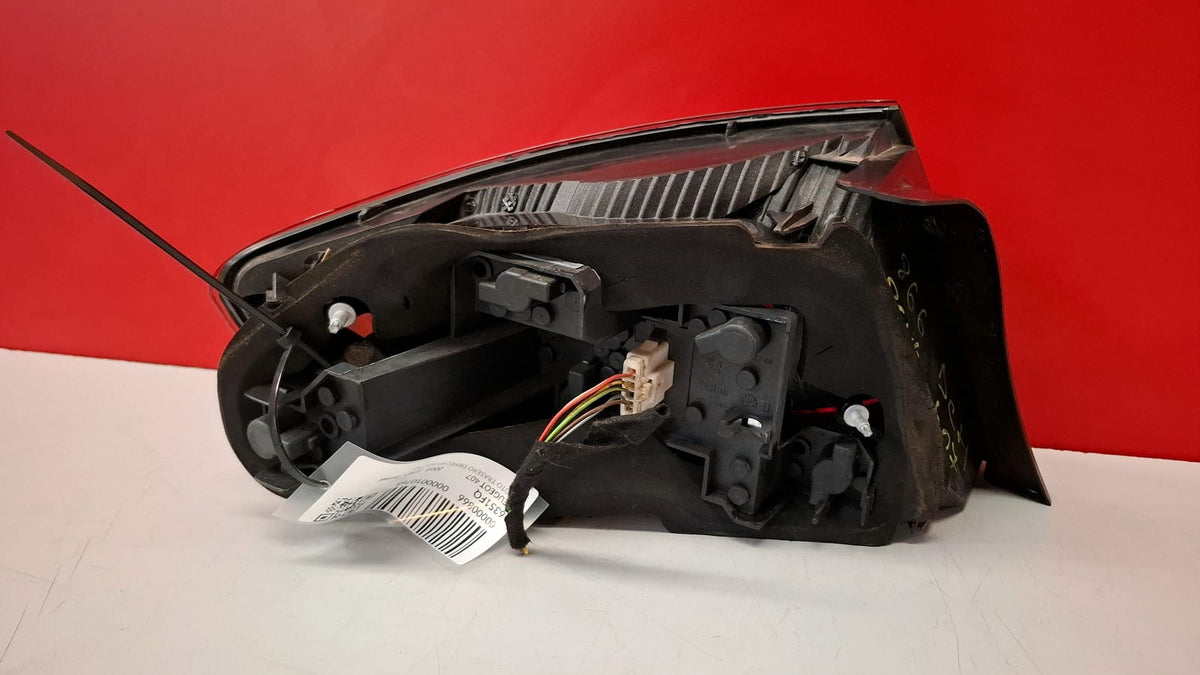 Piloto Trasero Derecho Peugeot 407 2005 6351FQ 6351FQ