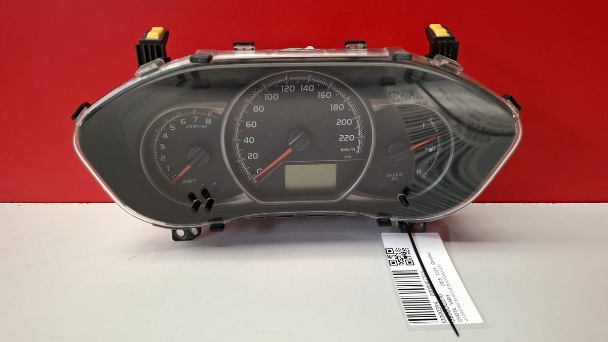 Cuadro Instrumentos Toyota Yaris 2015 83800OU270