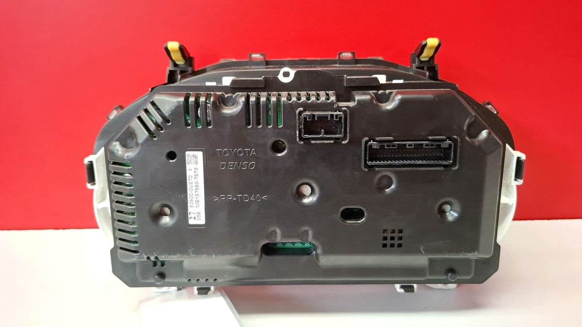 Cuadro Instrumentos Toyota Yaris 2015 83800OU270 83800OU270