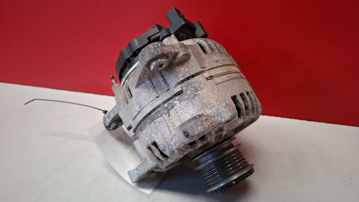 Alternador Volkswagen Golf 2005 8EL011710791 8EL011710791