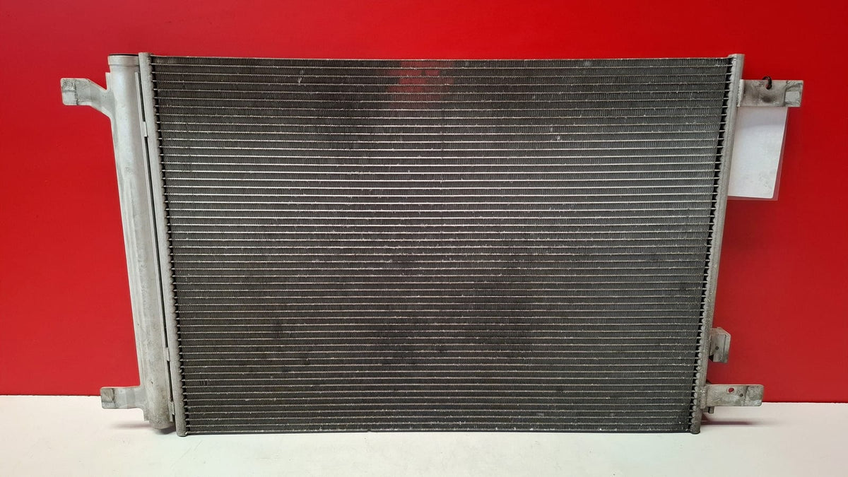 Condensador/radiador Aire Acondicionado Volkswagen T-roc 2022 5Q0816411BD