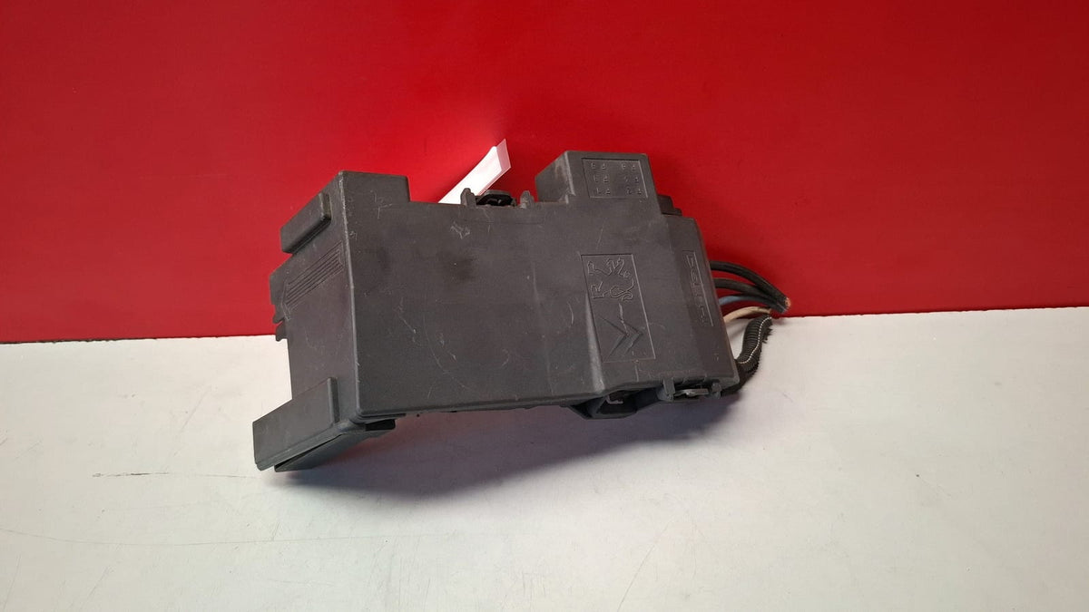 Caja Reles/fusibles Peugeot 308 9666527580 9666527580