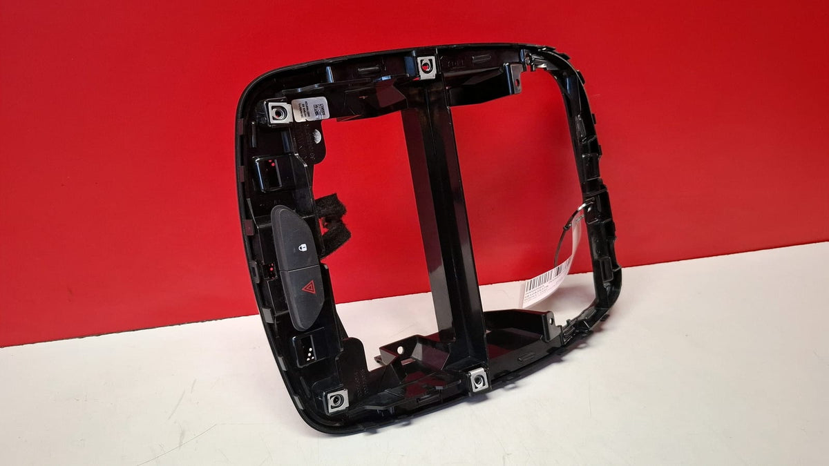 Embellecedor Central Renault Clio 2016 681043537R
