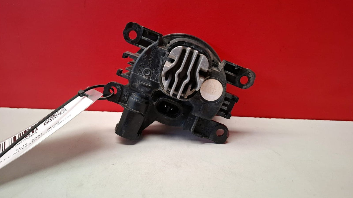 Faro Antiniebla Delantero Derecho Renault Clio 2016 90087757 90087757
