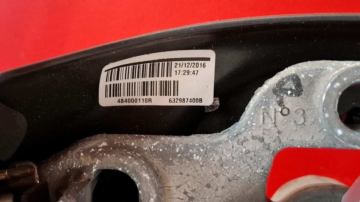 Volante Renault Captur 2017 484000110R