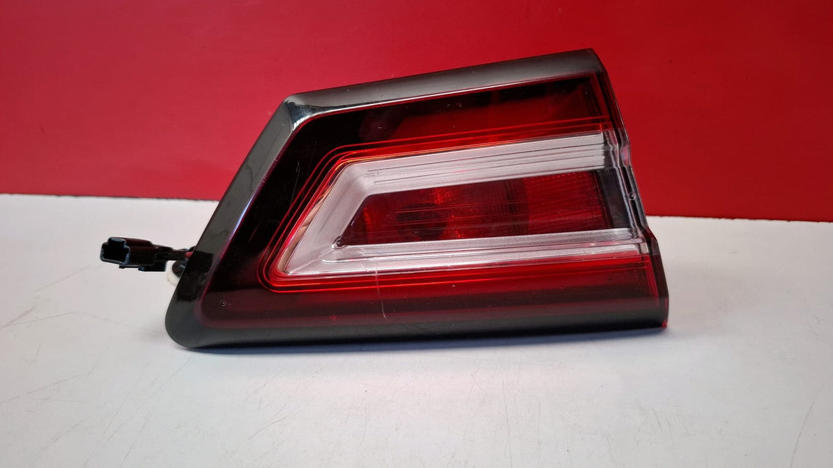 Piloto Trasero Interior Izquierdo Renault Clio 2016 265551311R 265551311R