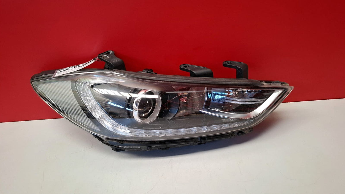 Faro Delantero Derecho Hyundai Elantra 2016 92102F2100 92102F2100