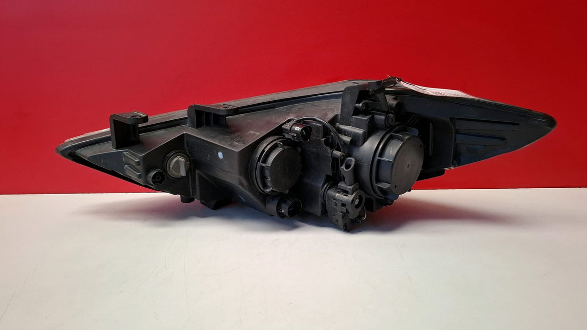 Faro Delantero Derecho Hyundai Elantra 2016 92102F2100 92102F2100