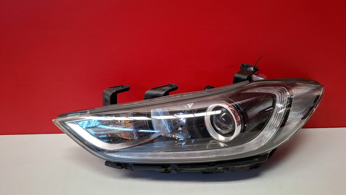 Faro Delantero Izquierdo Hyundai Elantra 2016 92101F2100