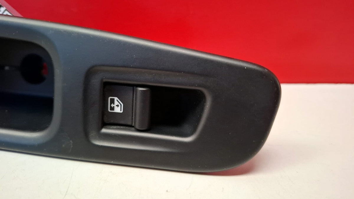 Mando Elevalunas Trasero Izquierdo Jeep Renegade 2020 735603927 Ref 6902 735603927