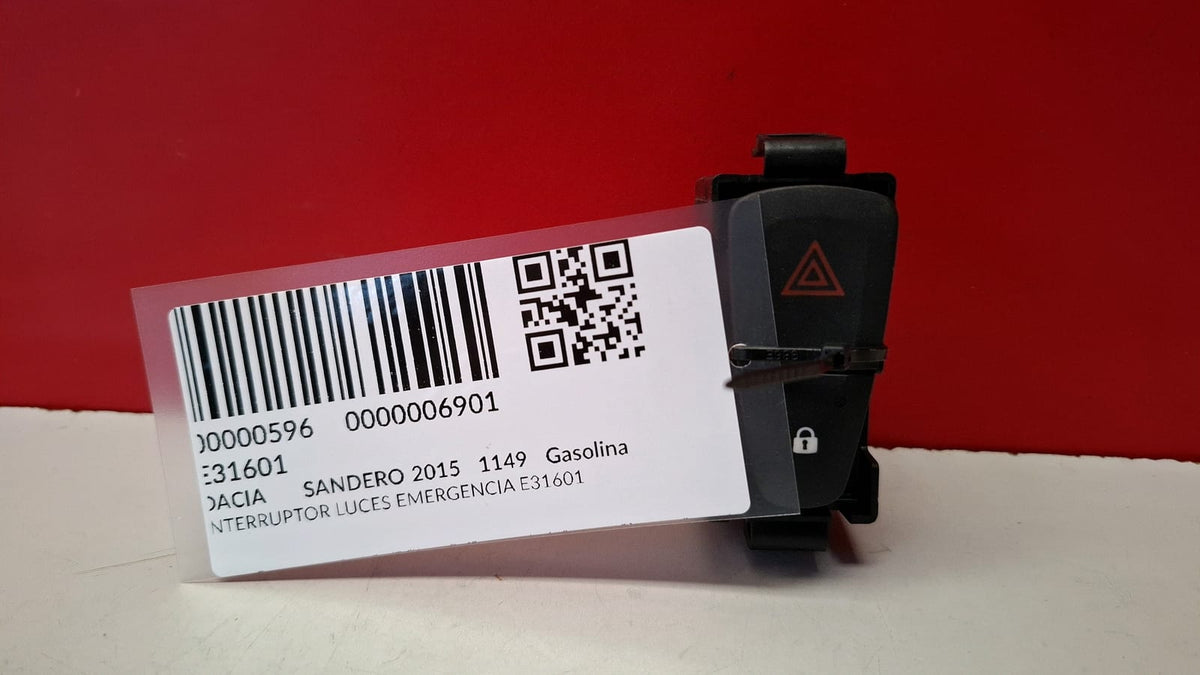 Interruptor Luces Emergencia Dacia Sandero 2015 E31601 E31601