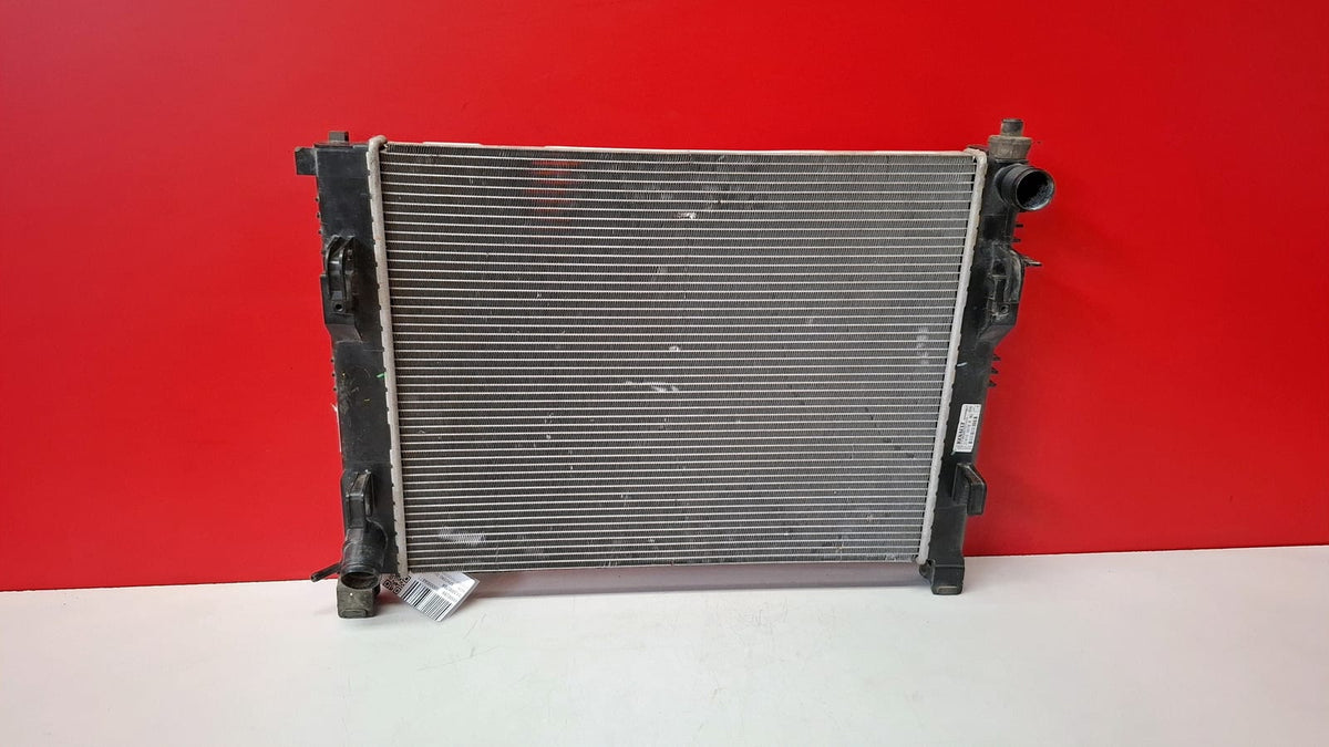 Radiador Dacia Sandero 2016 214100078R 214100078R